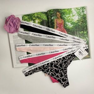 Valentine Sale NWT  Calvin Klein Carousel Logo Cotton 5 Thongs Underwear Panties
